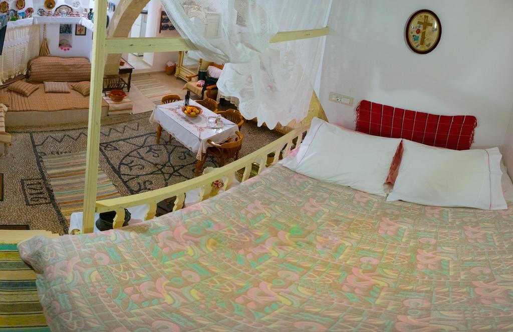 Kamariko Traditional House Afantou Bagian luar foto