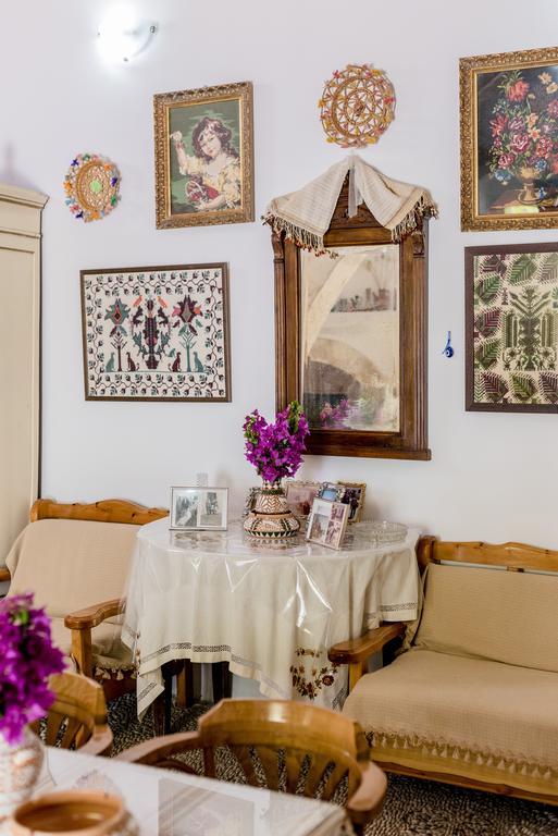 Kamariko Traditional House Afantou Bagian luar foto