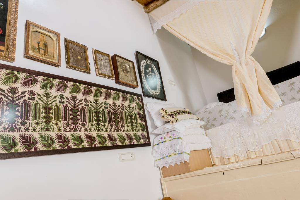 Kamariko Traditional House Afantou Bagian luar foto